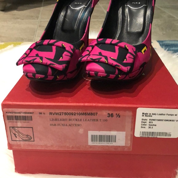 Women’s RARE Roger Vivier heels main image 4